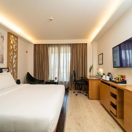 Country Inn & Suites By Radisson, Bengaluru Hebbal Road Buitenkant foto