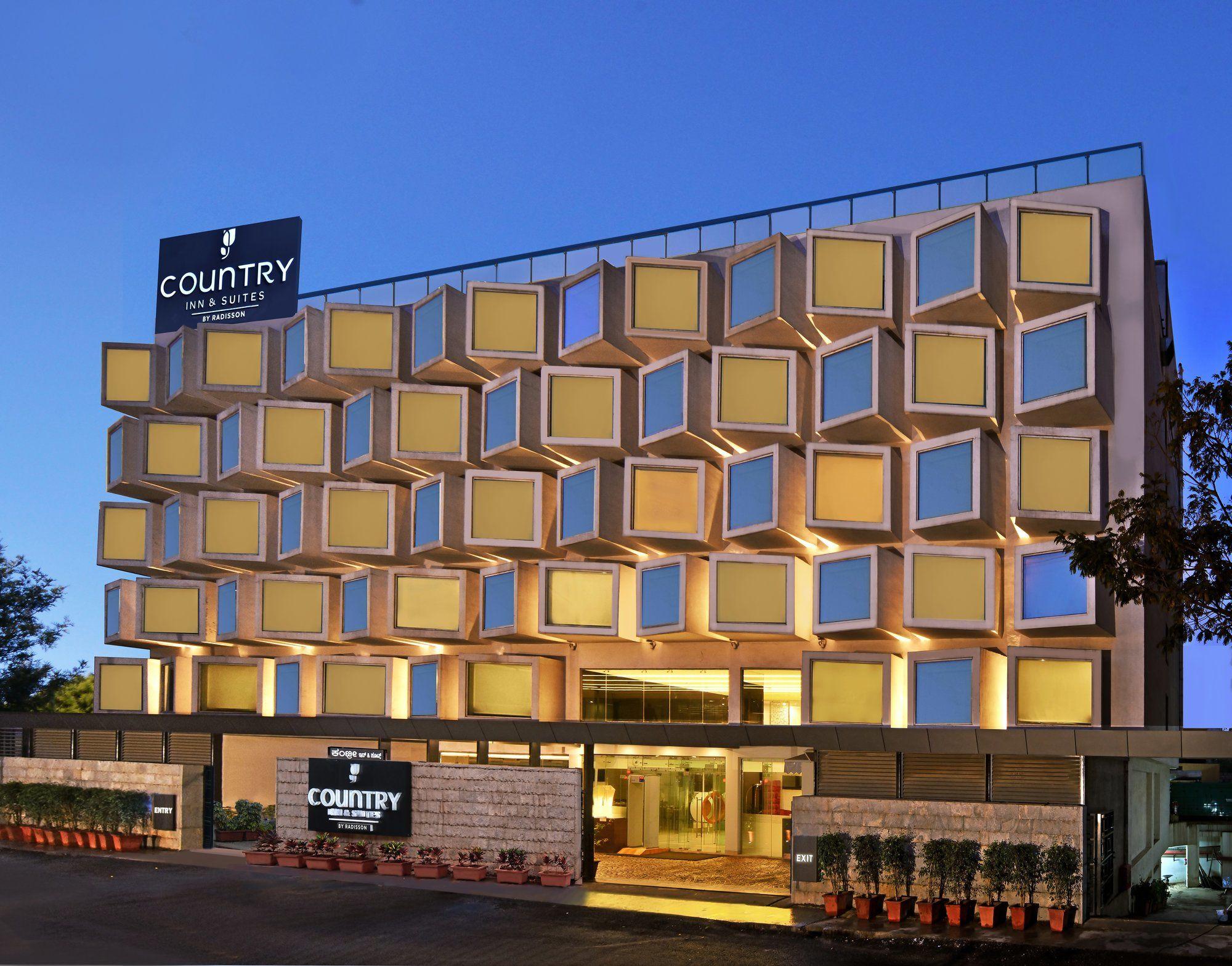 Country Inn & Suites By Radisson, Bengaluru Hebbal Road Buitenkant foto