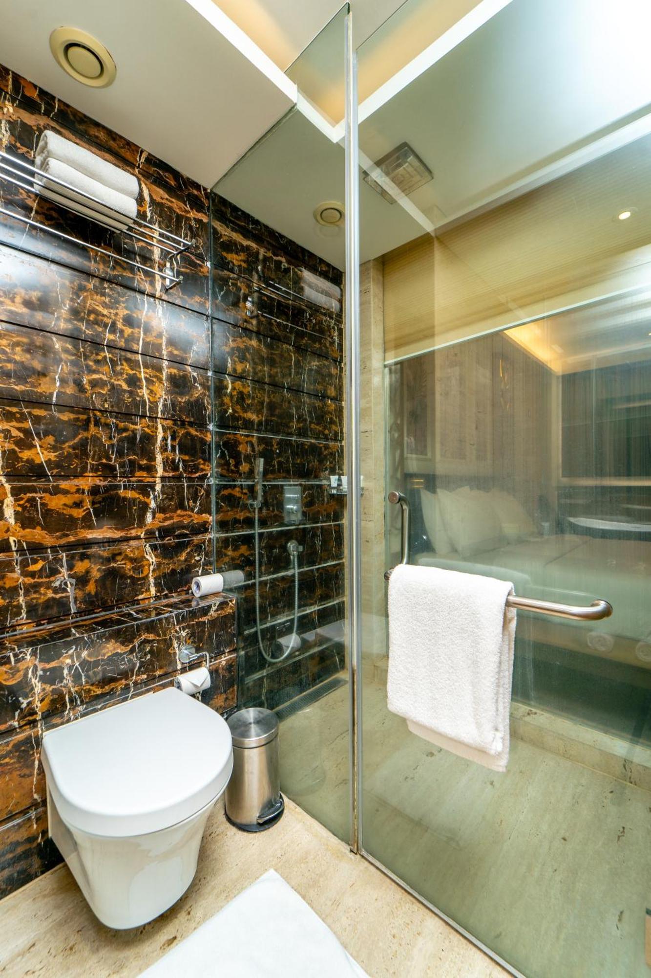 Country Inn & Suites By Radisson, Bengaluru Hebbal Road Buitenkant foto