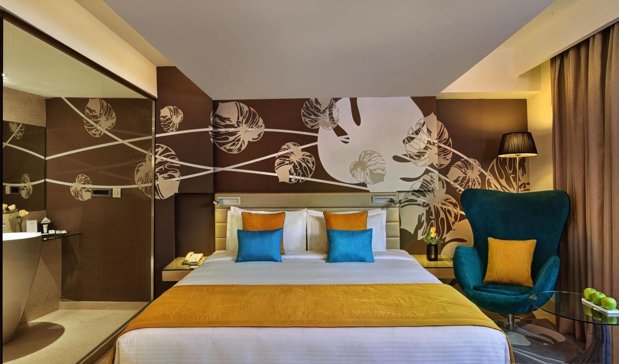 Country Inn & Suites By Radisson, Bengaluru Hebbal Road Buitenkant foto